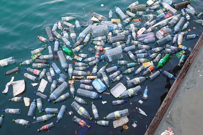 Báo động ô nhiễm rác thải nhựa.